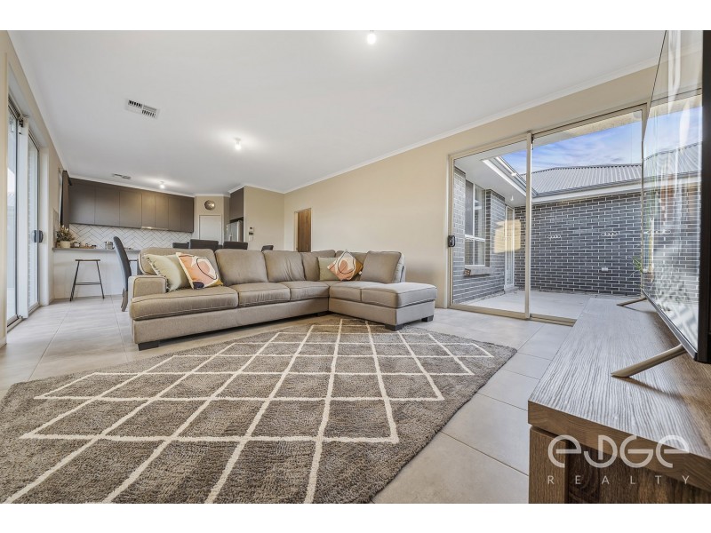 106 Douglas Drive, Munno Para SA 5115