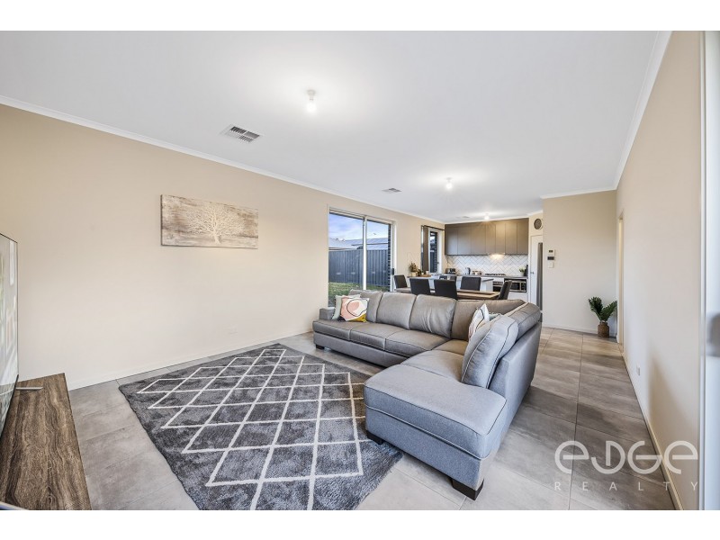 106 Douglas Drive, Munno Para SA 5115