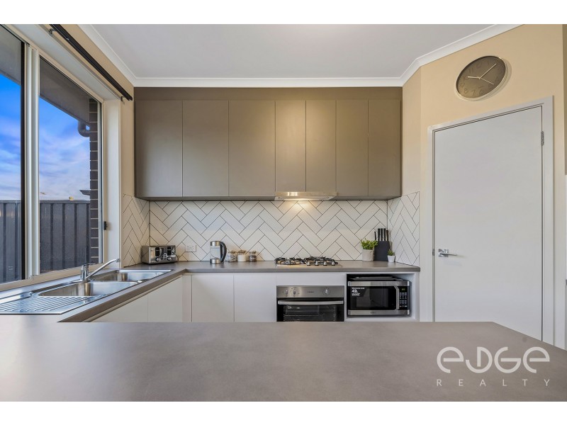 106 Douglas Drive, Munno Para SA 5115