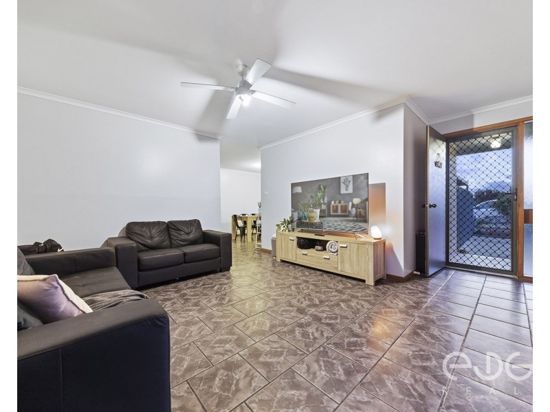 11 Mcdonnell Terrace, Evanston Gardens SA 5116