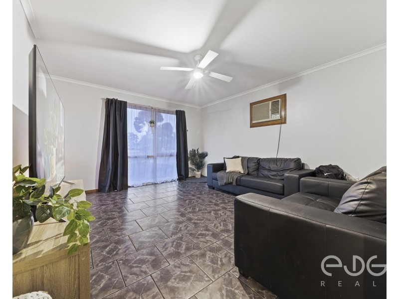 11 Mcdonnell Terrace, Evanston Gardens SA 5116