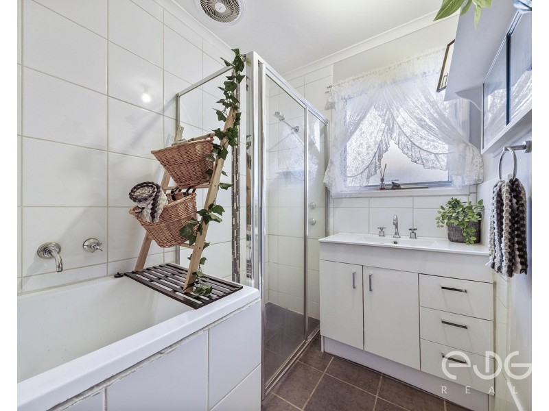 11 Mcdonnell Terrace, Evanston Gardens SA 5116