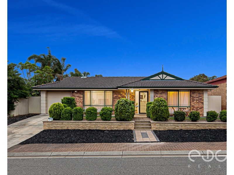 14 Castle Court, Blakeview SA 5114