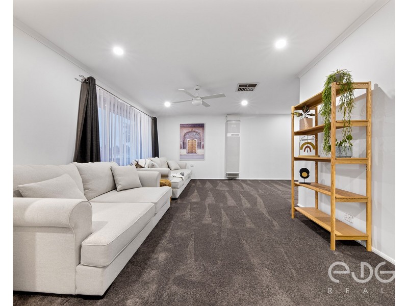 14 Castle Court, Blakeview SA 5114