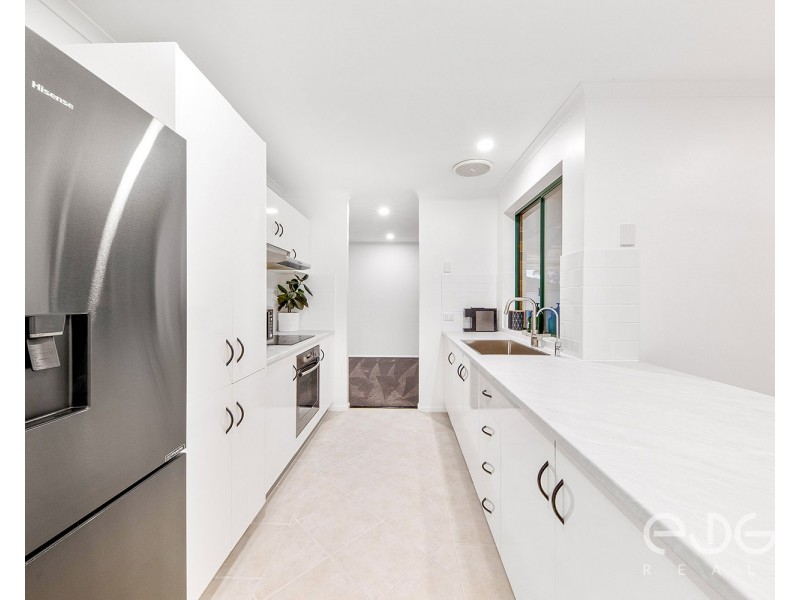 14 Castle Court, Blakeview SA 5114