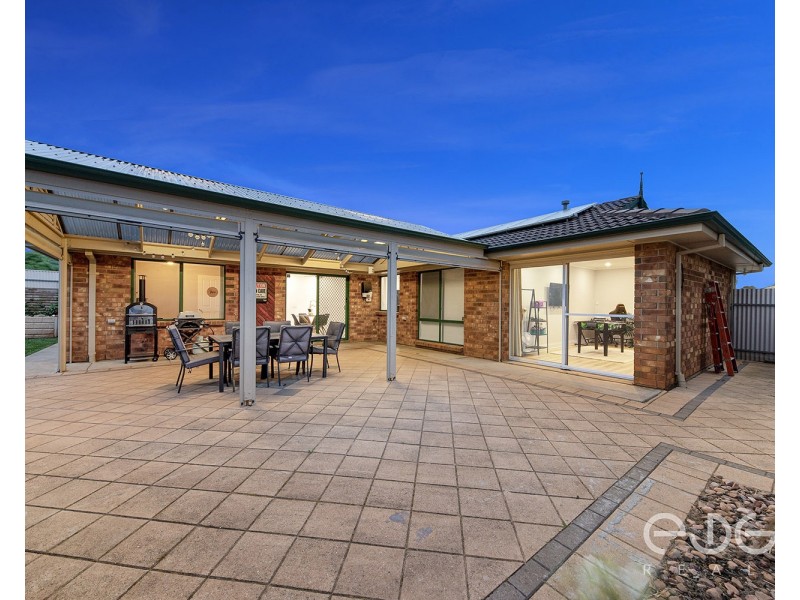 14 Castle Court, Blakeview SA 5114