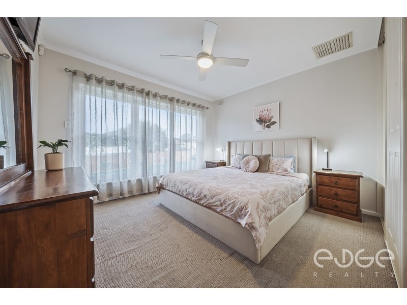 95 McIntyre Road, Para Hills West SA 5096