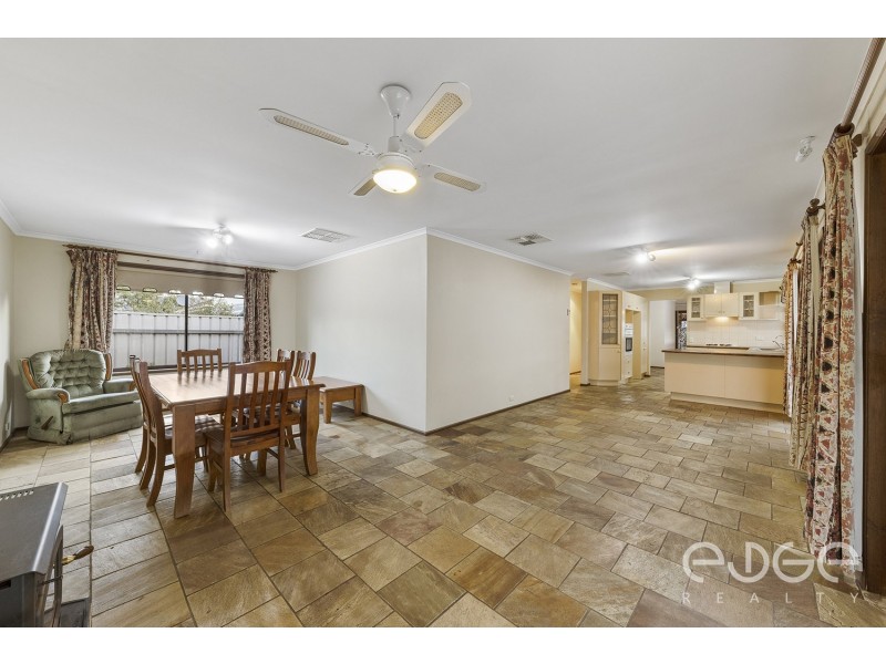 12 Currumbin Avenue, Blakeview SA 5114