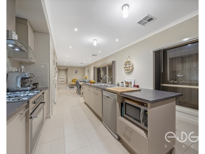 30A Malbanda Avenue, Para Vista SA 5093