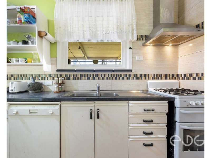 6 Treves Street, Elizabeth Vale SA 5112