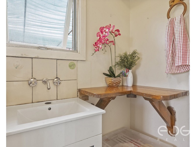 6 Treves Street, Elizabeth Vale SA 5112