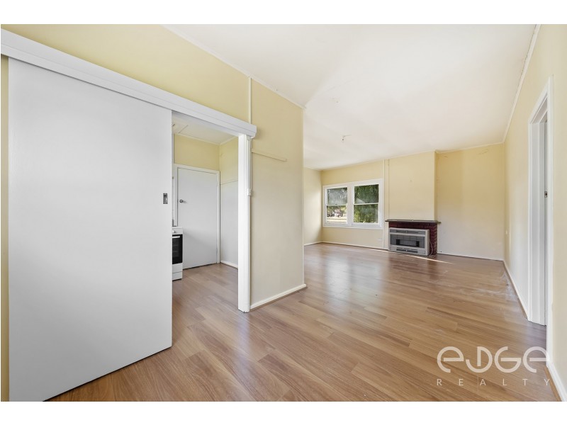 31 Whitford Road, Elizabeth South SA 5112