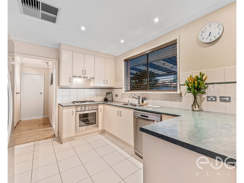 25 Inglebrae Crescent, Salisbury Park SA 5109