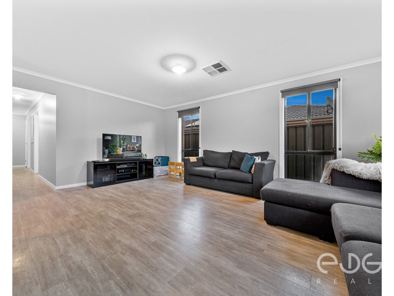 8 Caspian Lane, Andrews Farm SA 5114
