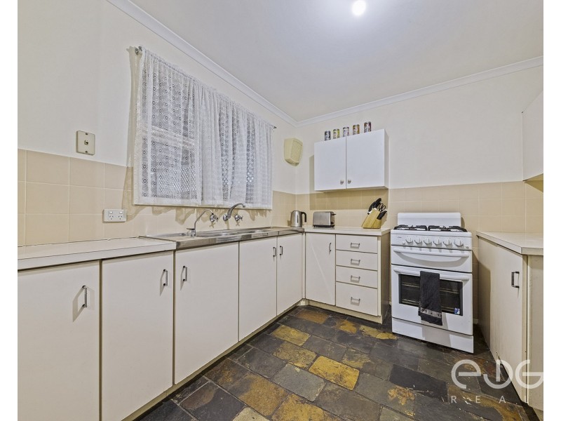 19 Trevalsa Court, Salisbury Heights SA 5109