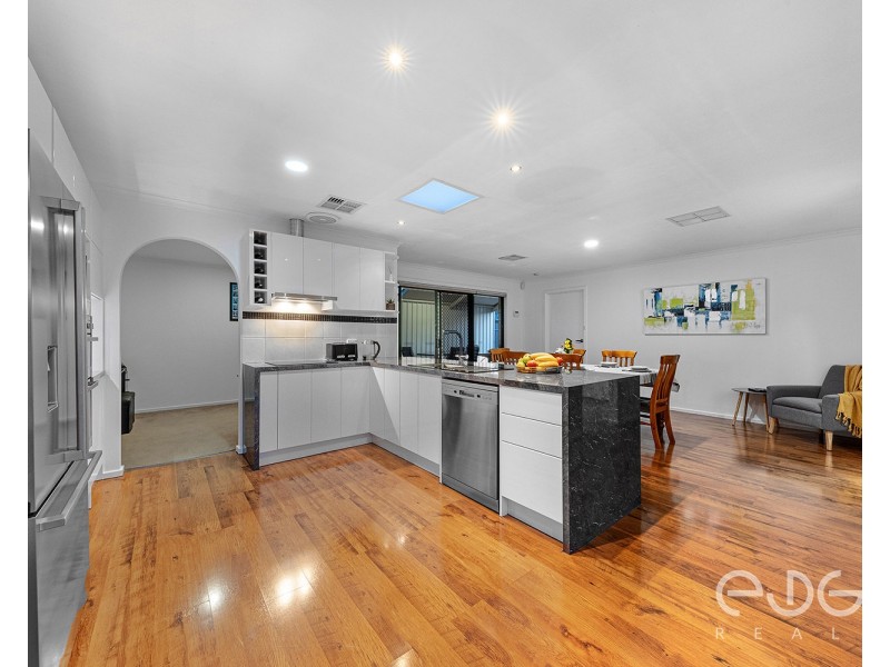11 Heathcott Court, Blakeview SA 5114