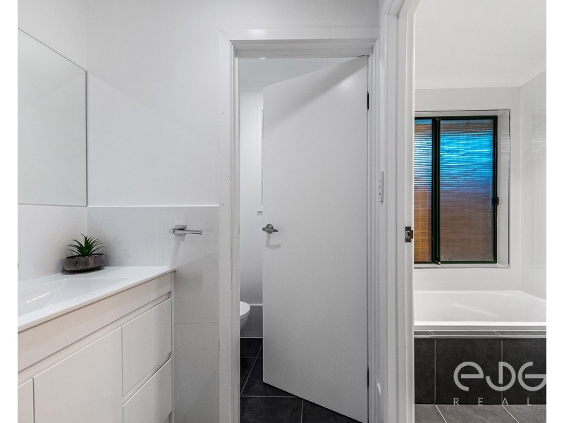 11 Heathcott Court, Blakeview SA 5114