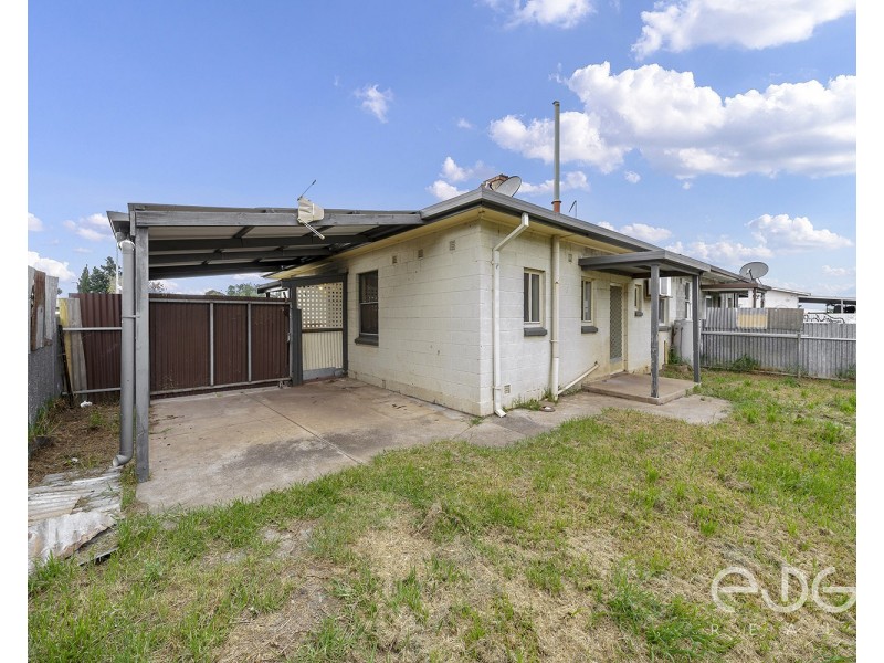 52 Hogarth Road, Elizabeth South SA 5112