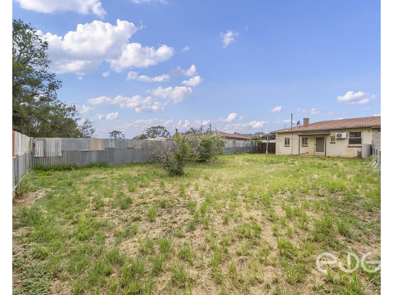 52 Hogarth Road, Elizabeth South SA 5112