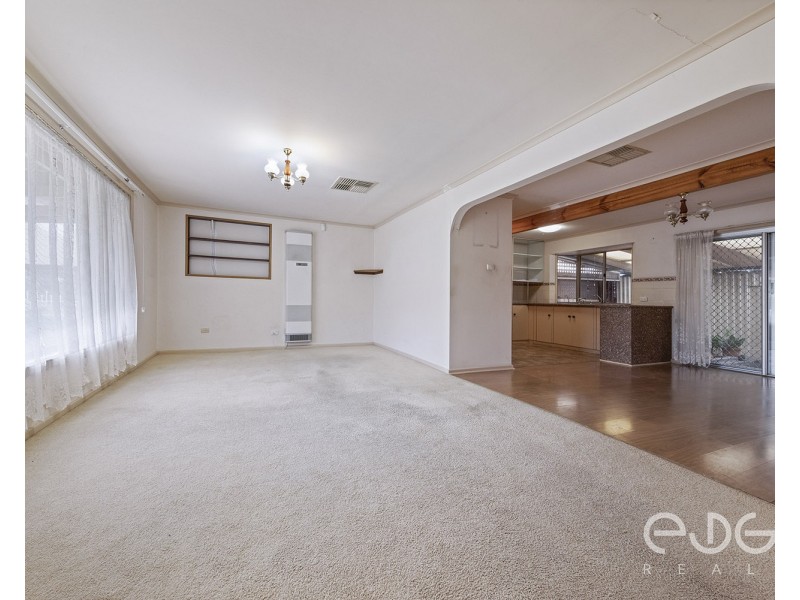 36 Justinian Street, Elizabeth Downs SA 5113