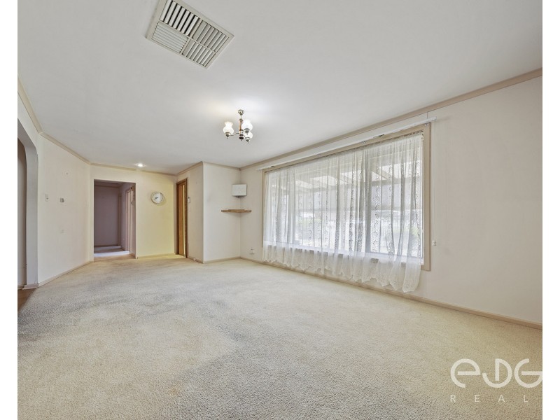 36 Justinian Street, Elizabeth Downs SA 5113