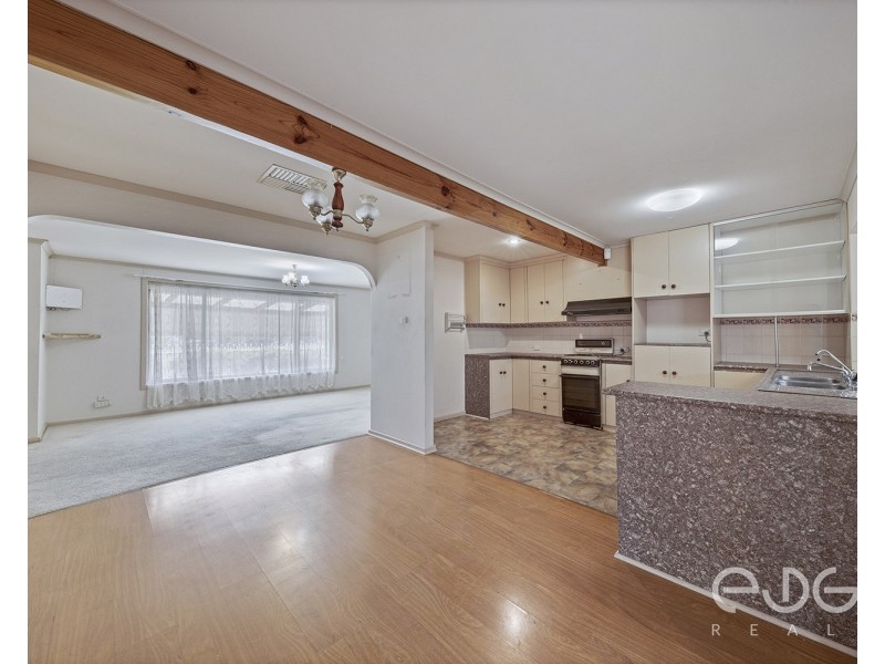 36 Justinian Street, Elizabeth Downs SA 5113