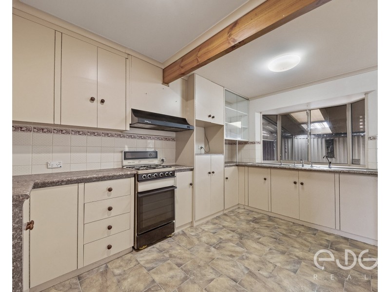 36 Justinian Street, Elizabeth Downs SA 5113