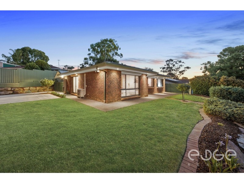 1 McKenzie Crescent, Gulfview Heights SA 5096