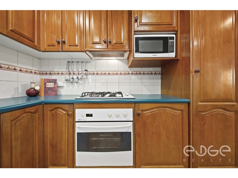 1 McKenzie Crescent, Gulfview Heights SA 5096