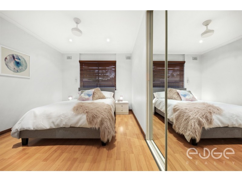 1 McKenzie Crescent, Gulfview Heights SA 5096