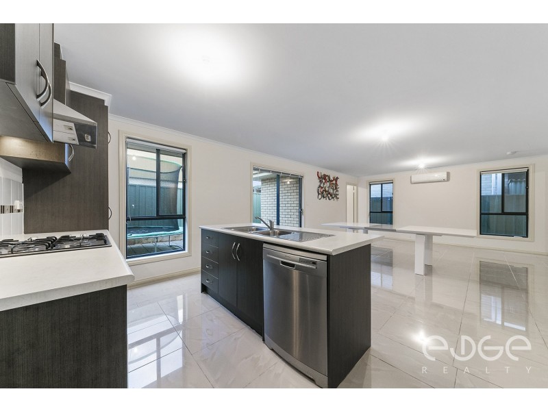 6 Grove Avenue, Elizabeth Park SA 5113