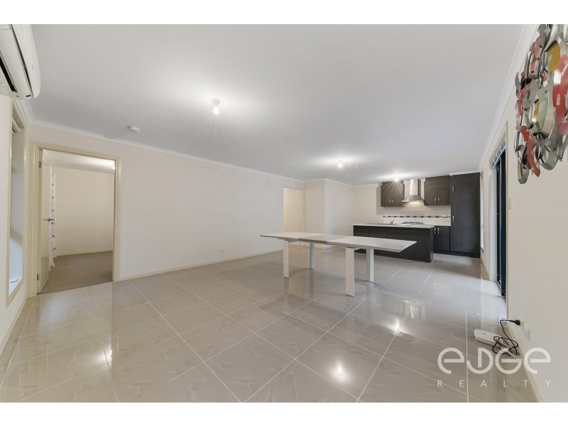 6 Grove Avenue, Elizabeth Park SA 5113