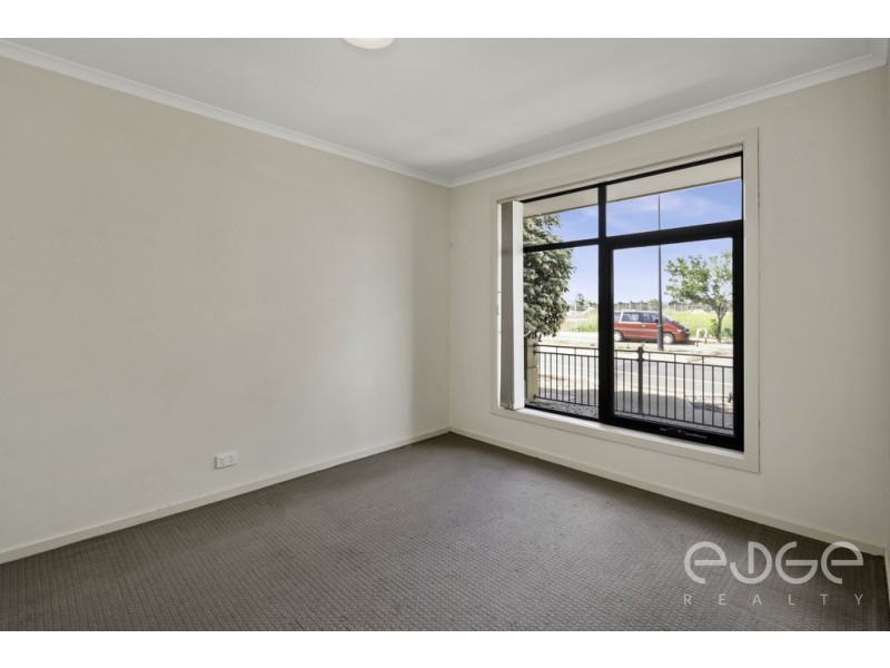 21 Esperance Drive, Andrews Farm SA 5114