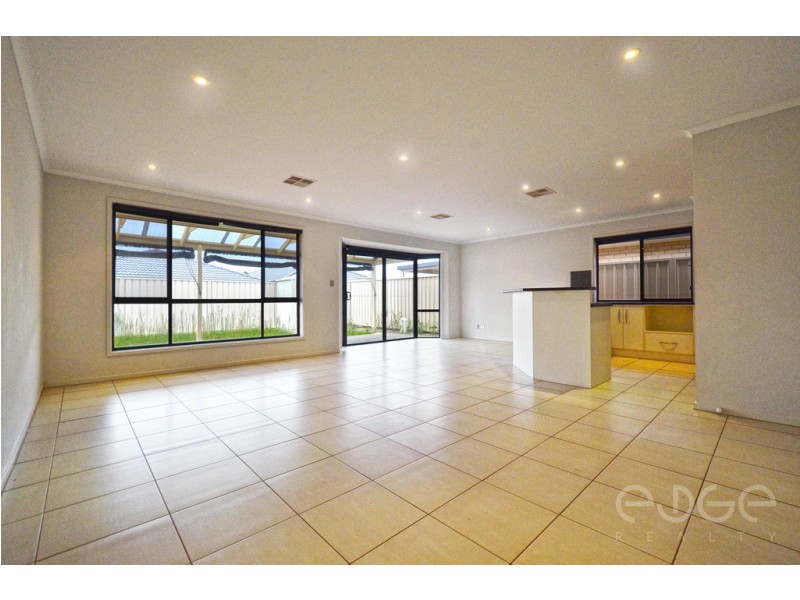 13B Lyndon Road, Paralowie SA 5108