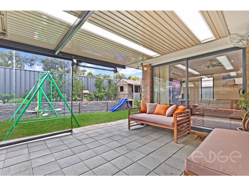 77 Wattlebird Drive, Burton SA 5110