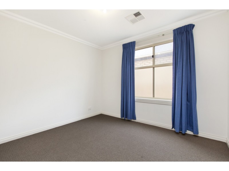 10 Mowbray Street, Mawson Lakes SA 5095