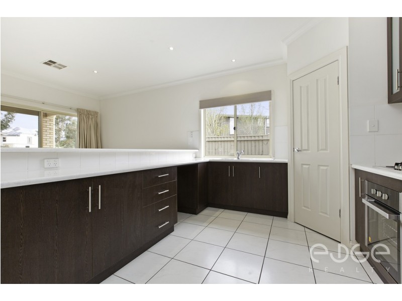 10 Mowbray Street, Mawson Lakes SA 5095