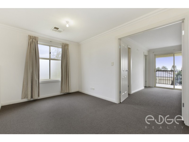 10 Mowbray Street, Mawson Lakes SA 5095