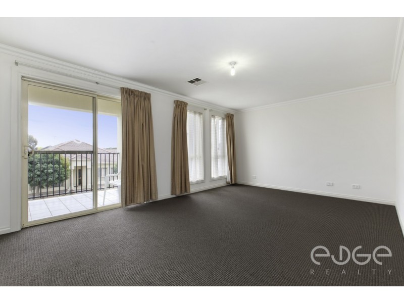 10 Mowbray Street, Mawson Lakes SA 5095