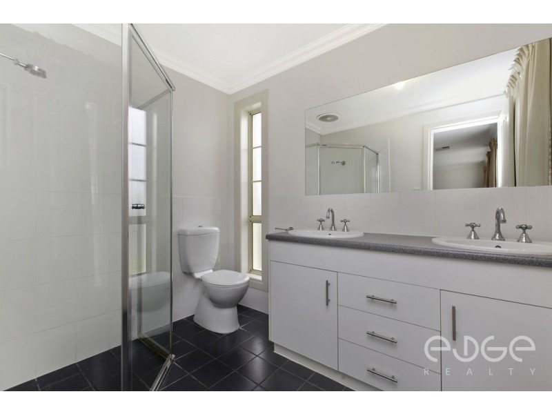 10 Mowbray Street, Mawson Lakes SA 5095