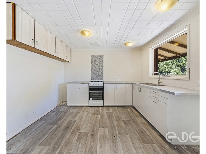 4 Carrama Crescent, Munno Para SA 5115