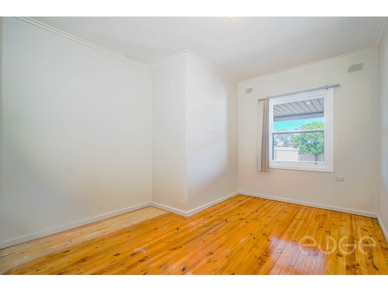 96 McKenzie Road, Elizabeth Downs SA 5113