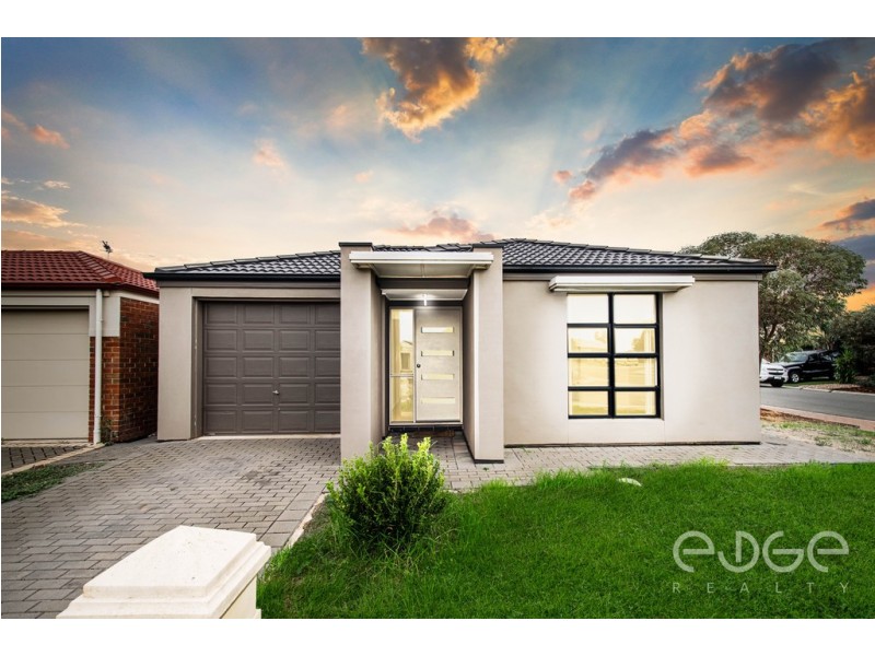 11 Almond Circuit, Munno Para West SA 5115