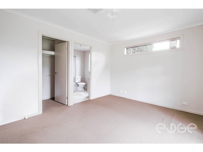 11 Almond Circuit, Munno Para West SA 5115
