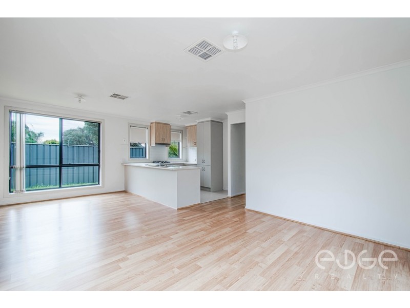 11 Almond Circuit, Munno Para West SA 5115