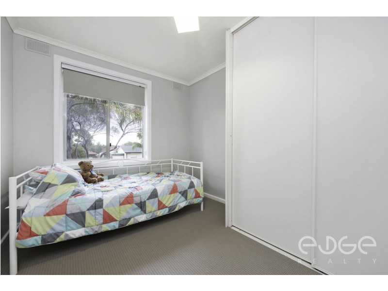 30 Woodlands Road, Elizabeth Downs SA 5113