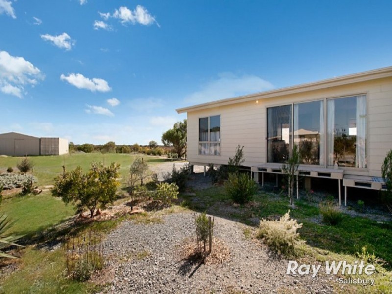 3 Pelican Court, Thompson Beach SA 5501