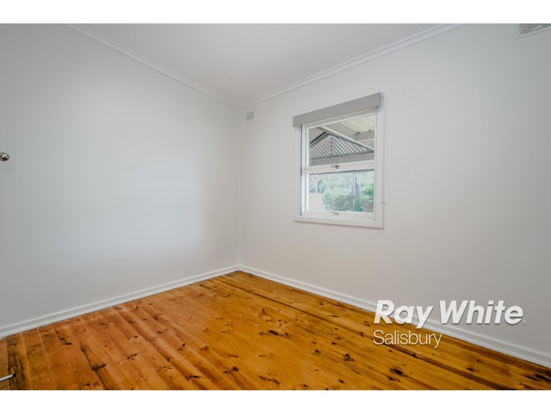 27 Hinsley Road, Smithfield Plains SA 5114