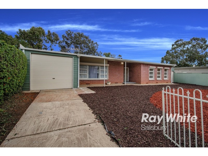 27 Hinsley Road, Smithfield Plains SA 5114