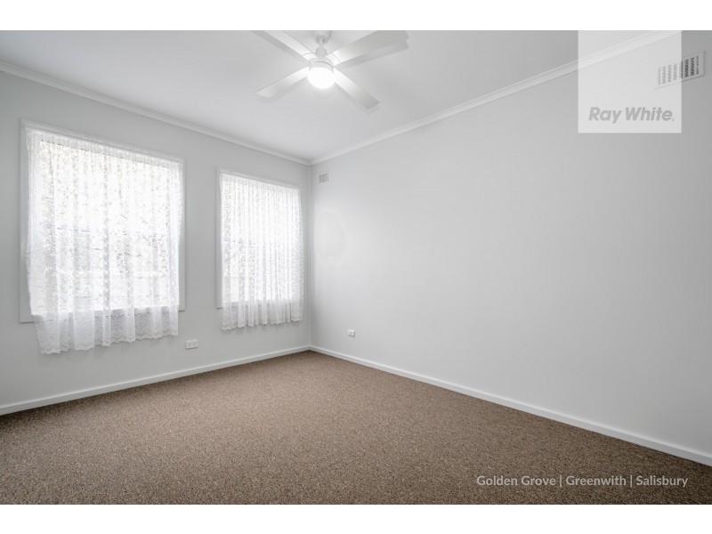 17 Peacock Road, Elizabeth Downs SA 5113